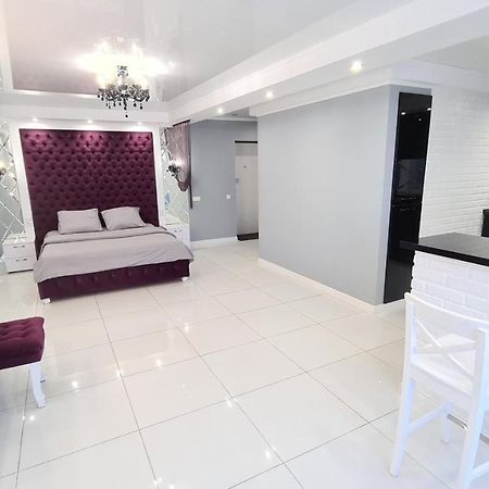 Apartaments On Prospekt Mira 35 Kryvyj Rih Esterno foto
