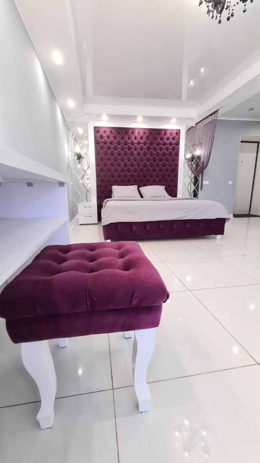 Apartaments On Prospekt Mira 35 Kryvyj Rih Esterno foto