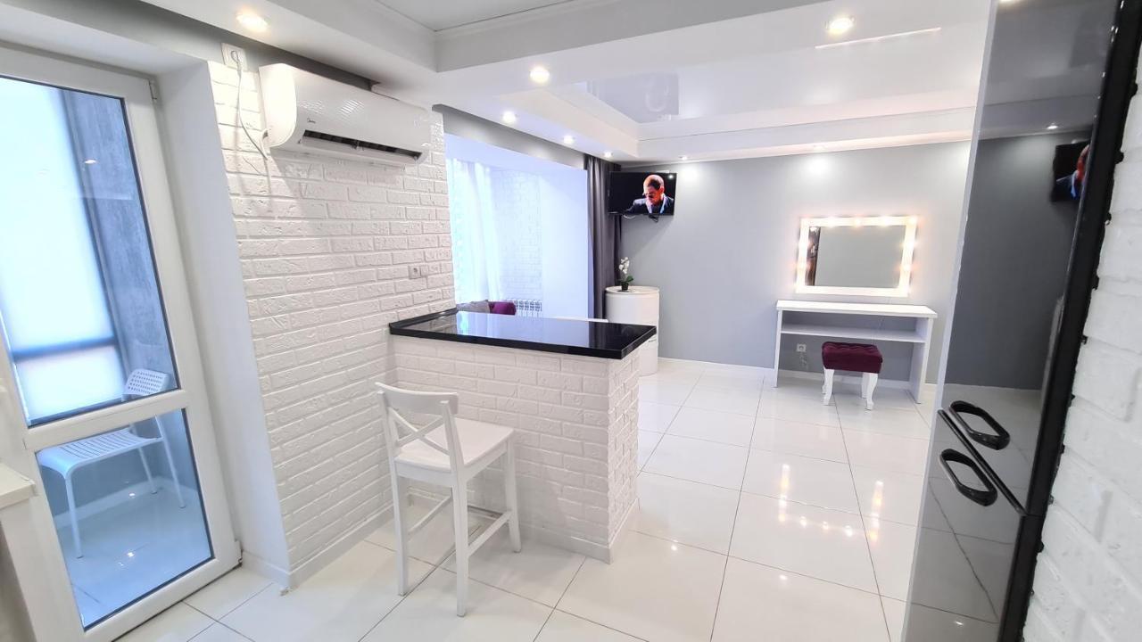 Apartaments On Prospekt Mira 35 Kryvyj Rih Esterno foto