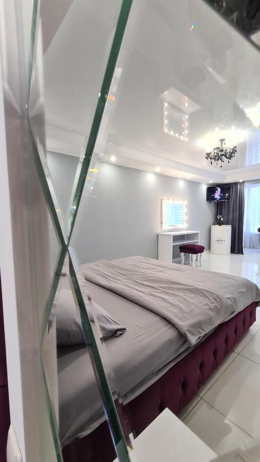 Apartaments On Prospekt Mira 35 Kryvyj Rih Esterno foto