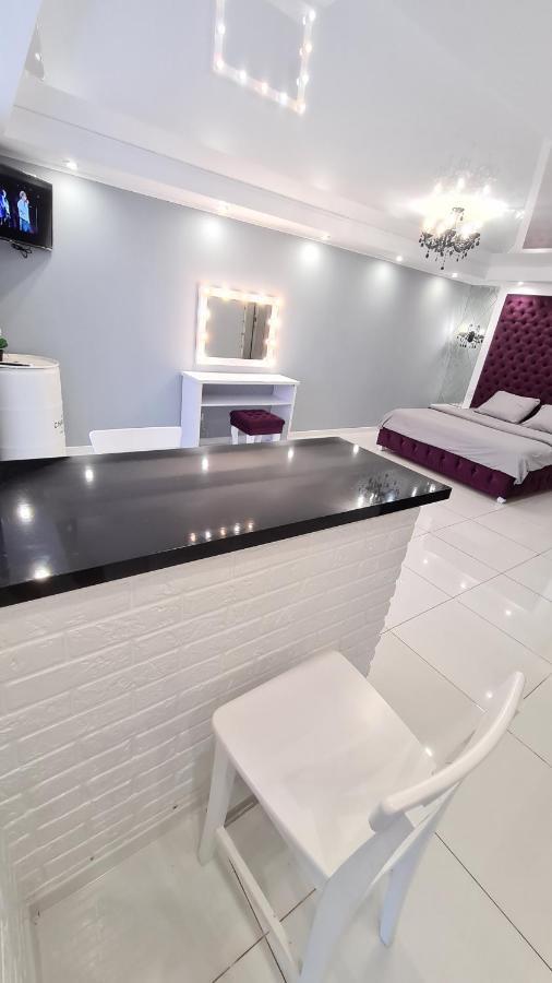 Apartaments On Prospekt Mira 35 Kryvyj Rih Esterno foto