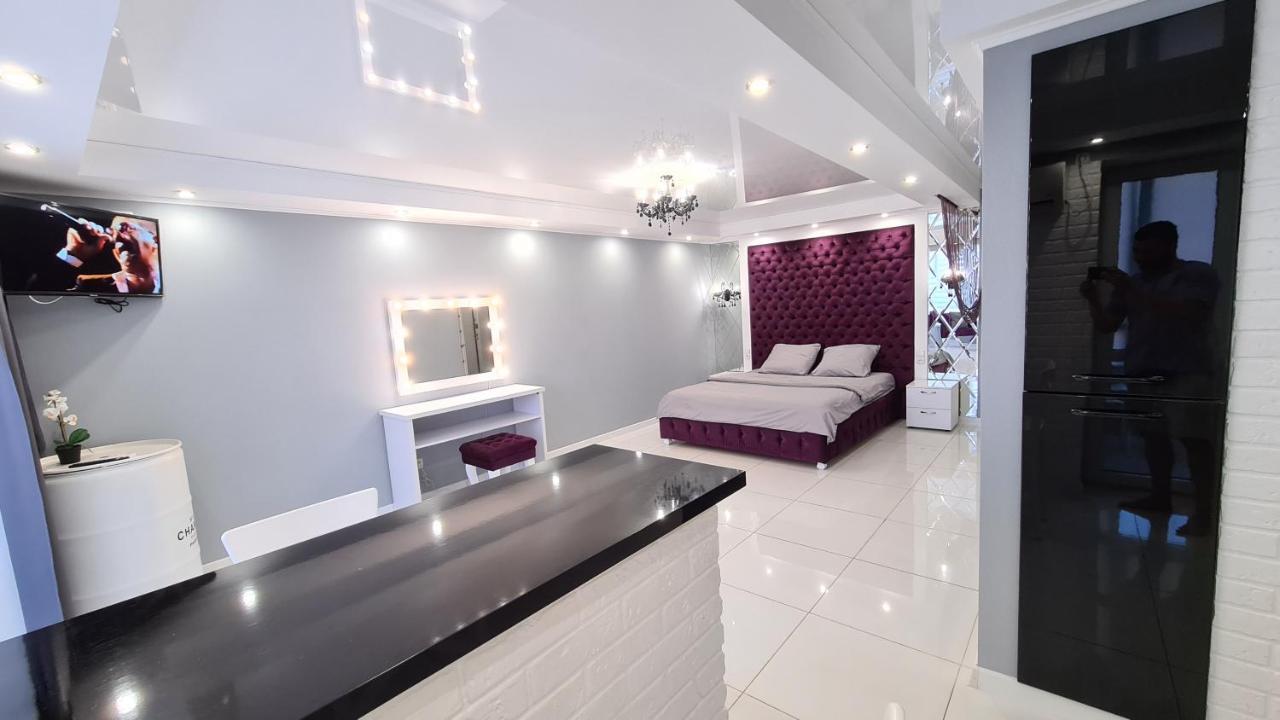 Apartaments On Prospekt Mira 35 Kryvyj Rih Esterno foto